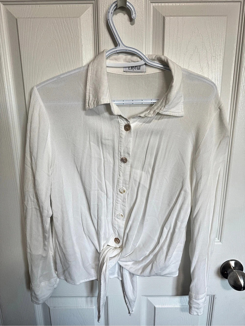 Lilyful White Tie-Front Button Down Like New